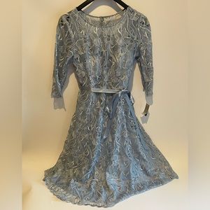 Alex Evenings Women's Tea Length Embroidered Dress Illusion Sleeves